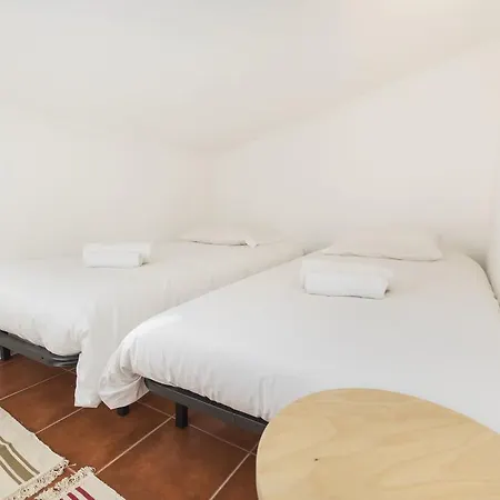 Lovelystay Heart Of Alfama Apartment Lisbon